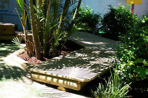 CHILDCARE CENTER PLAYGROUND DECK PATHWAY