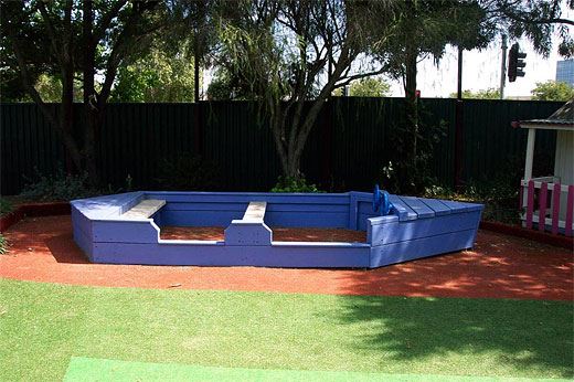 PRIMARY SCHOOL PLAYGROUND
