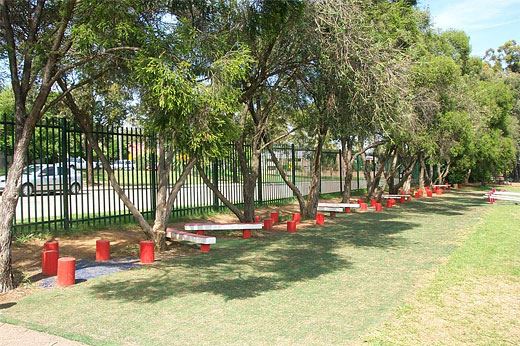 PRIMARY SCHOOL PLAYGROUND SEATING