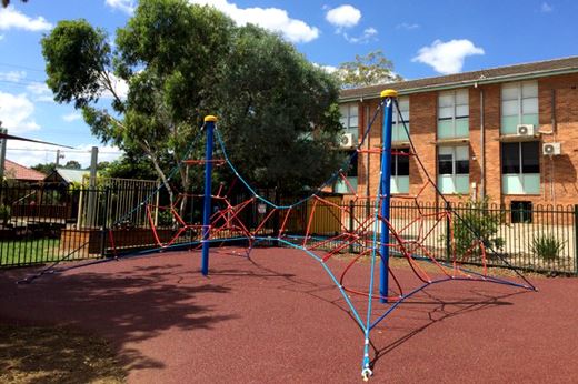 PRIMARY SCHOOL PLAY EQUIPMENT