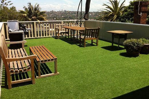 Artificial Grass for a family home 7